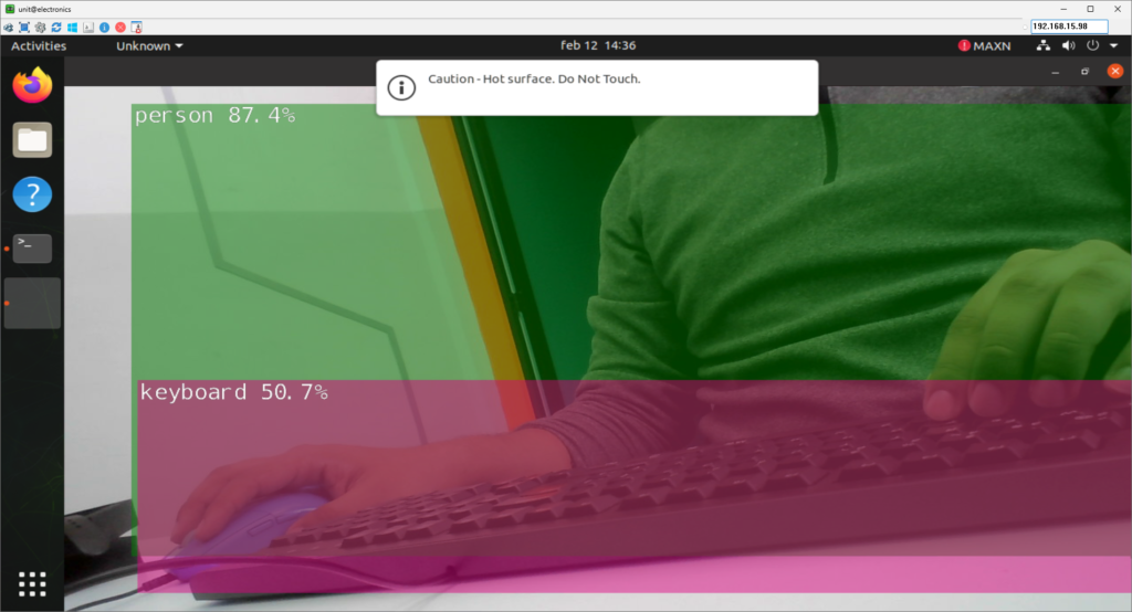 EN133 - Modelos de Visión Artificial con la reComputer J4011 - v02.2 - Detección de objetos - persona y teclado_1